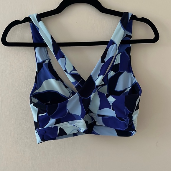 NWOT AERIE Blue Sports Bra - Picture 3 of 5